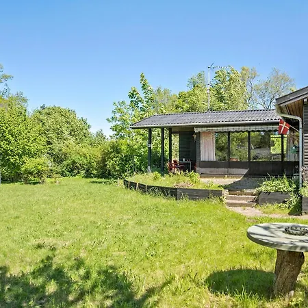 In Hyllinge With Kitchen Holiday home *